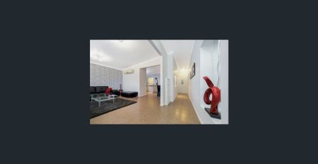 Family Home in Smithfield Plains - Photo 2