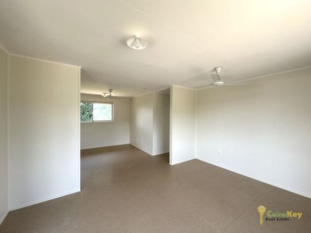 Cosy Home At The End Of A Cul-De-Sac!! - Photo 2