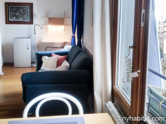 Logement à Paris, Location meublée - Photo 1