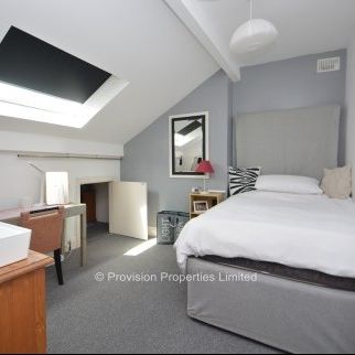 4 Bedroom Houses to rent Hyde Park - Photo 1