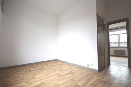 Location Appartement 2 pièces 28m² LILLE 59000 - Photo 5