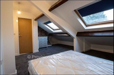 2 Bedroom Lets in Leeds - Photo 3