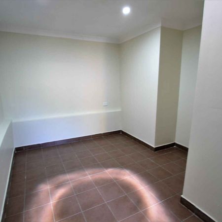 FRESHLY PAINTED STUDIO UNIT - Photo 3