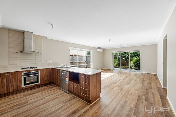 9 Shipwright Parade, Werribee - Photo 1