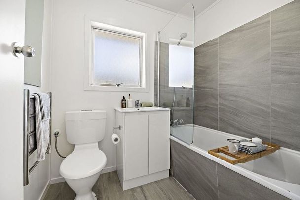 Mt Wellington, Renovated 3-Bedroom Unit $645 p/w - Photo 1