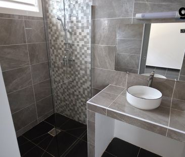 Location Maison 4 pièces 113m² MATOURY 97351 - Photo 3