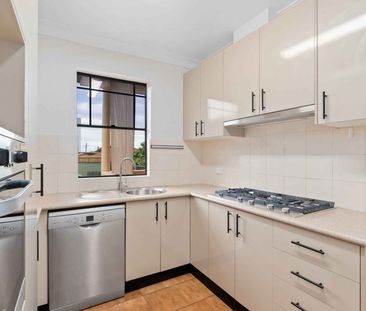Family Home in a Peaceful and Convenient Location - Photo 5