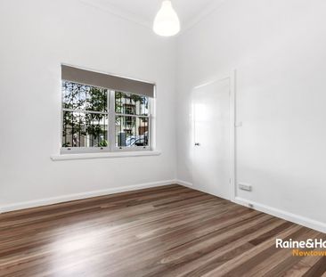 Stylishly renovated house in the heart of Erskineville - Photo 4
