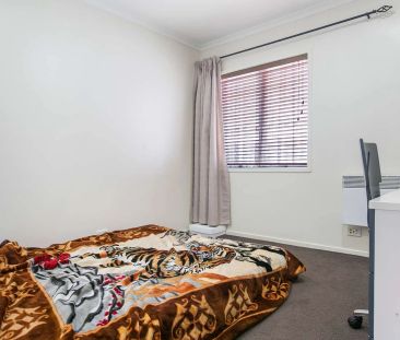 Excellent Location - Photo 5