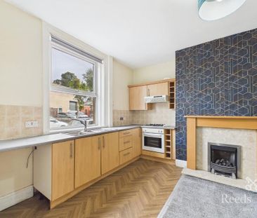 2 bedroom terraced house to rent - Photo 4