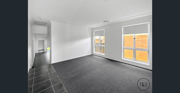 Spacious Family Home - Photo 1