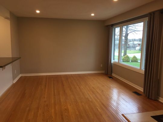 For Lease - 260 Linden Street, Oshawa, Ontario - Photo 1