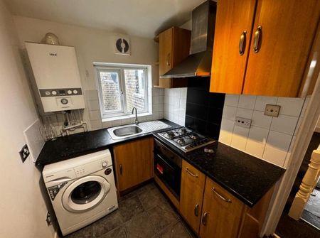 Montagu Road, London - Photo 5