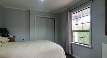 Fabulous and spacious 3-bed on Fitzherbert - Photo 3