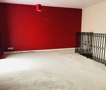 2 bedroom maisonette to rent - Photo 3
