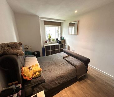 2 bedroom property to rent - Photo 1