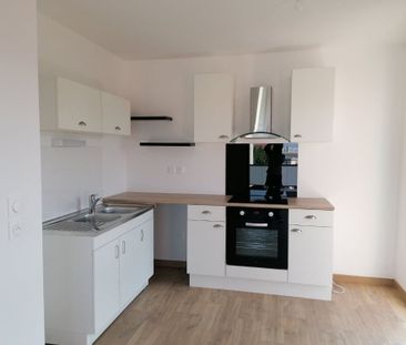 Location Appartement 2 pièces 41m² VALENCIENNES 59300 - Photo 2