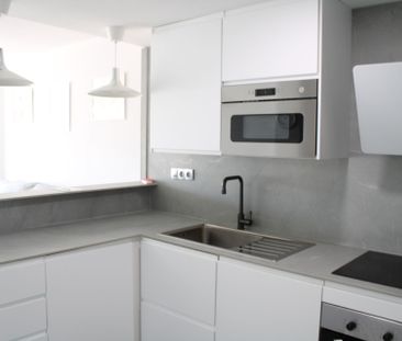 Apartamento de alquiler en Calle Profesor Rafael Casasemper, 3, Agu... - Photo 1