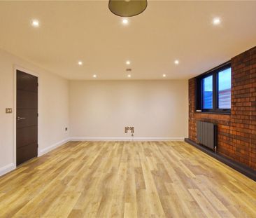 3 bedroom apartment to rent - Photo 3