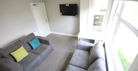 Lucas Place, Woodhouse, Leeds, LS6 2JB - Photo 5