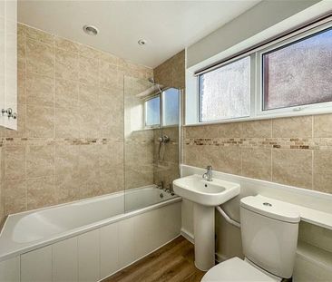 2 bedroom flat to rent - Photo 6