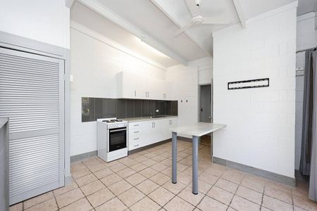 Renovated Coastal Studio Just Steps from the Beach - Photo 3