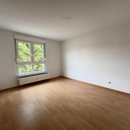 Großzügige Dreiraumwohnung in Zwickau - Photo 3