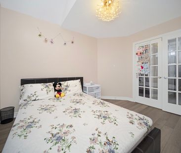 For Lease - 4 Fanning Trail, Brampton, Ontario - Photo 1