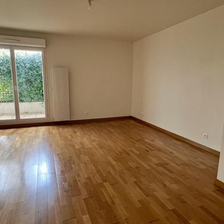 Loue Appartement à Colombes - Photo 1