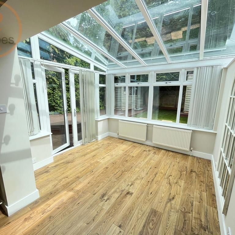 3 bedroom flat to rent - Photo 1