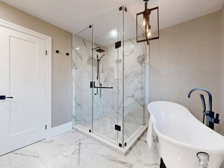 For Lease - 19 Timpson Drive, Aurora, Ontario - Photo 3