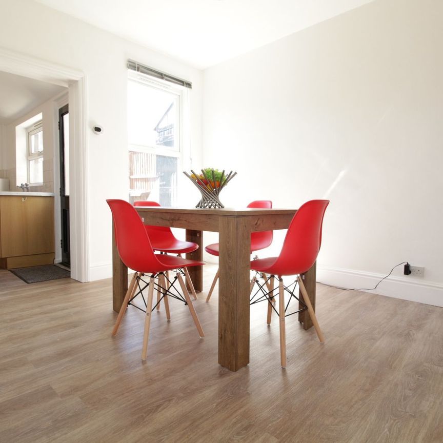 7 Peel Street, High Street, Lincoln,Lincolnshire, LN5 8AB - Photo 1