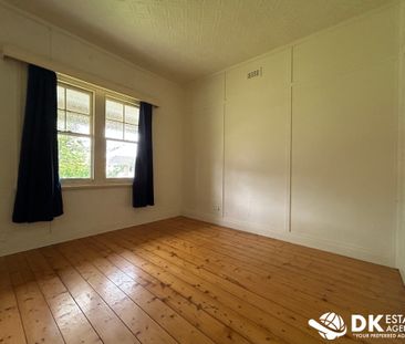 Spacious Home in North Sunshine - Photo 5