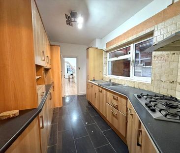 3 bedroom terraced house to rent - Photo 1