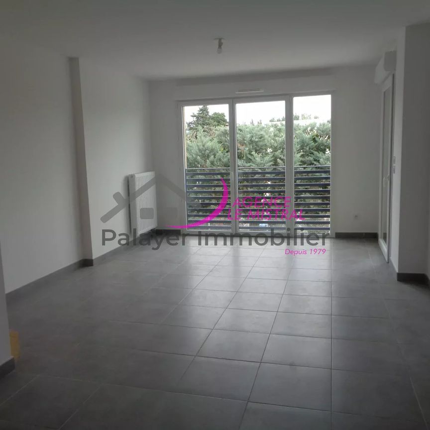 Location Appartement 3 pièces 66m² L ISLE SUR LA SORGUE 84800 - Photo 1