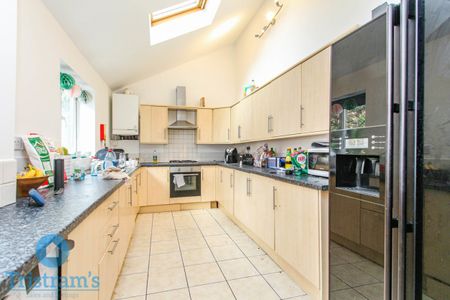 1 bed Mid Terraced House for Rent - Photo 4
