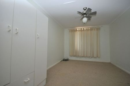 25 Pearce Street, Port Augusta - Photo 3