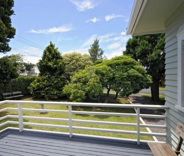 Charming Three Bedroom in Mt Roskill! - Photo 1