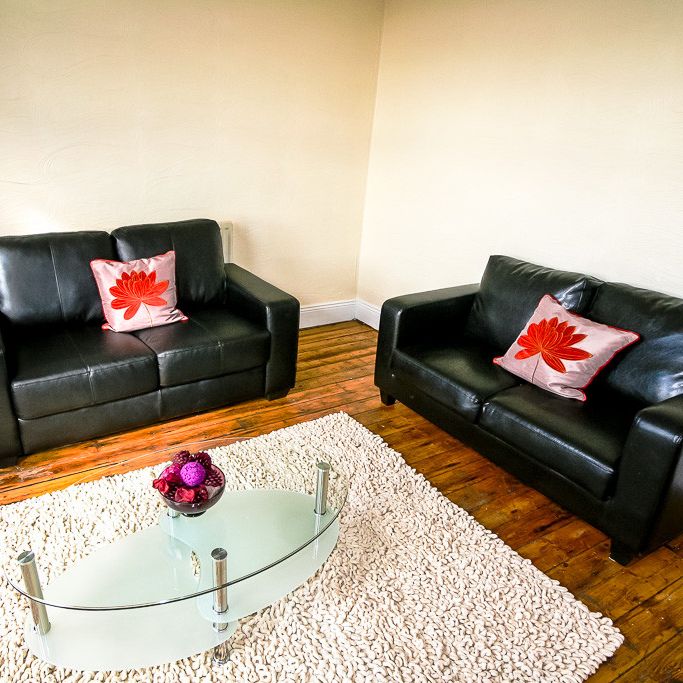 84a BURLEY ROAD Leeds - LS3 1JP - Photo 1