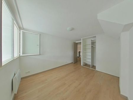 Location Appartement 3 pièces 107m² BOURG DE PEAGE 26300 - Photo 5