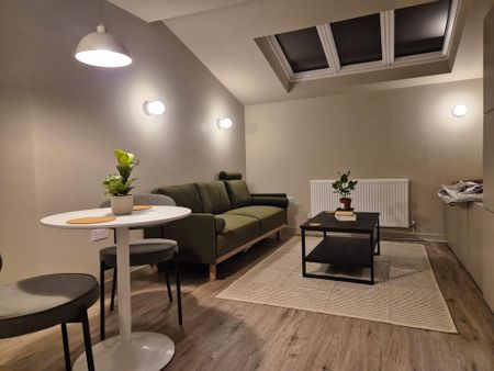 6 bedroom house of multiple occupation to rent - Photo 4