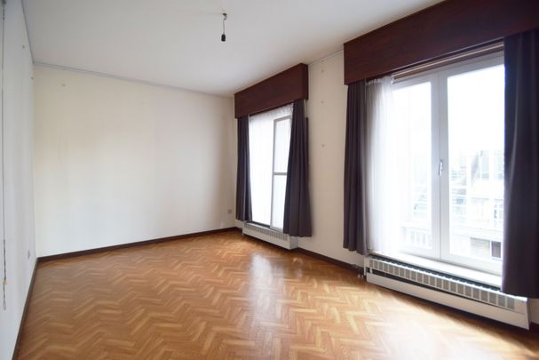 Ruim 3-slaapkamerappartement in centrum Diksmuide - Photo 1