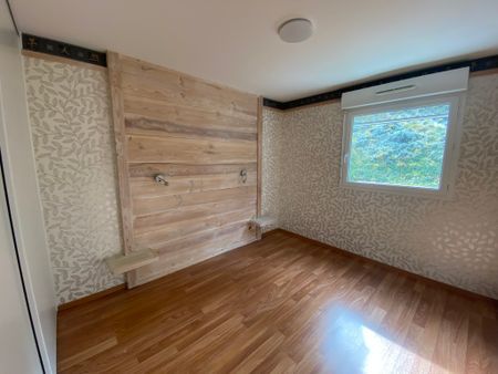 Location Appartement 3 pièces 70m² CHAMBERY 73000 - Photo 2