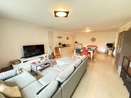 Appartement te huur - Foto 2