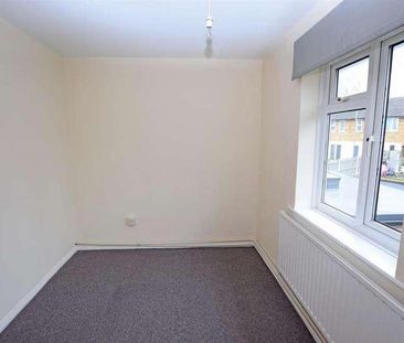 Cranbrook Close, Gillingham, ME8 - Photo 3