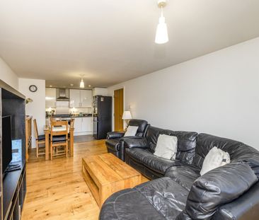 Flat to rent - Coldharbour Lane, London, SE5 - Photo 2