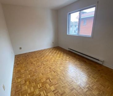 Spacieux 3 ½ Ahuntsic : ensoleille et bien entretenu 2e étage - Photo 3