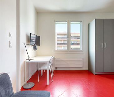 Pratique et meublé - bon TL CHF 300.00 offert ! - Photo 4