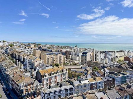 London Road, St. Leonards - Photo 3