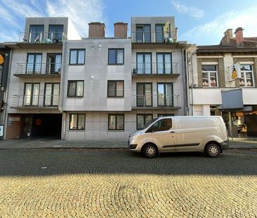 Mooi appartement in centrum Beveren met twee slaapkamers en balkon - Foto 1